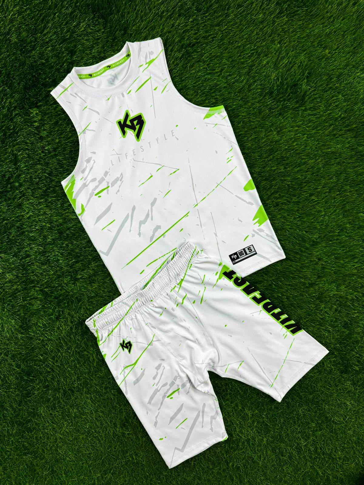 SPEED V1 - WHITE COMPRESSION SHORTS